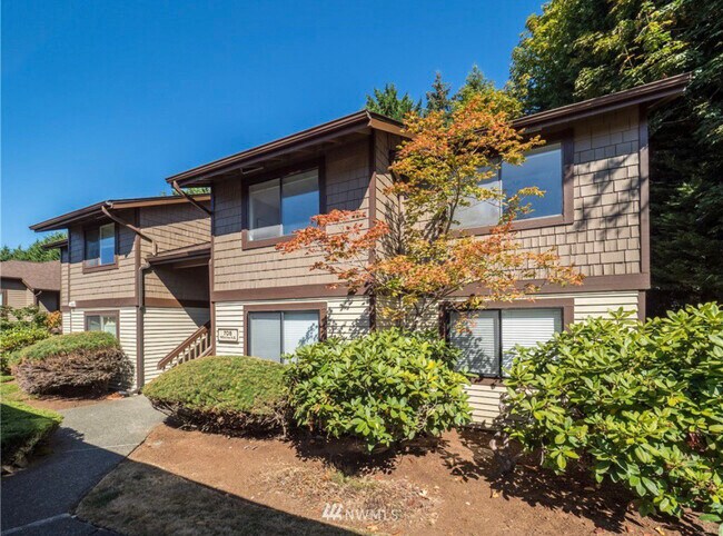 Building Photo - 705 143rd Ave NE