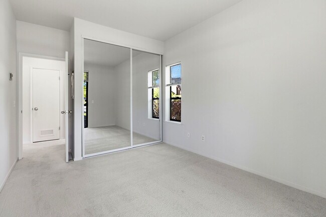 Building Photo - 101 Shorebird Cir