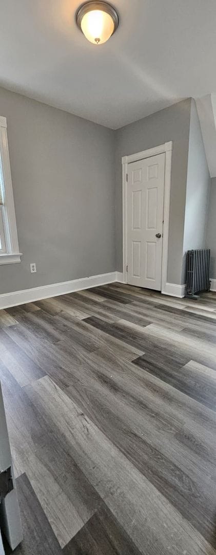 Building Photo - 4 BD 1.5 BA