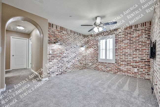 Building Photo - 29010 N 125th Dr