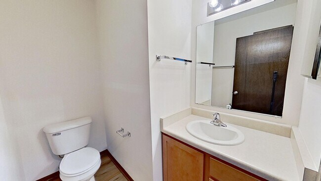 Building Photo - Renovated Upper 2 Bedroom 1.5 Bathroom Apartment is Available