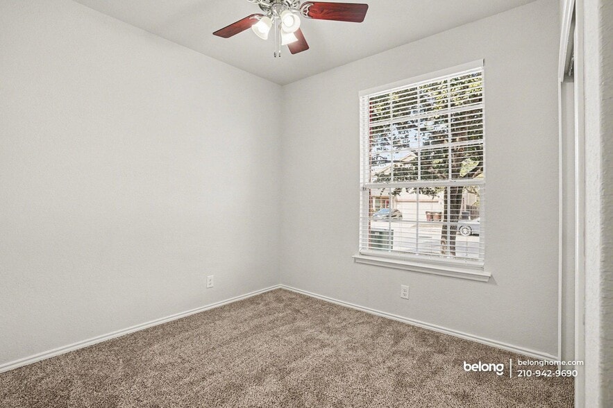 Building Photo - 175 Katherine Way