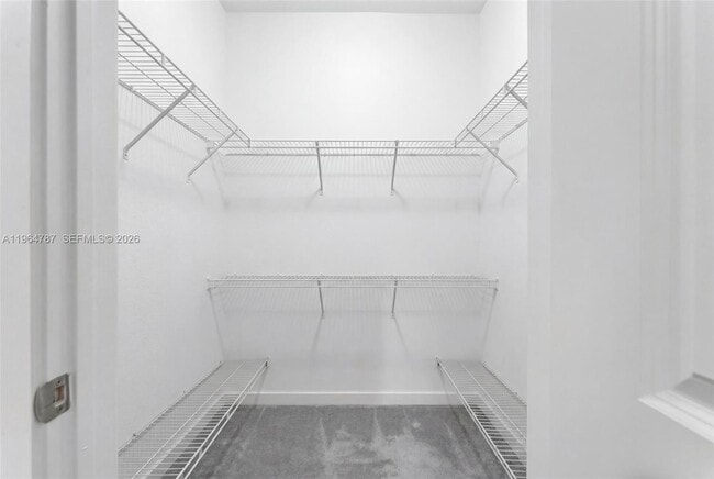 Building Photo - 13360 Tropical Ave