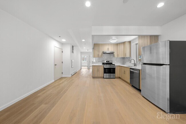 Building Photo - 39-57-57 57th St