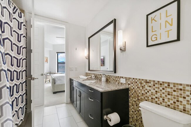 Building Photo - 101 Bowen St