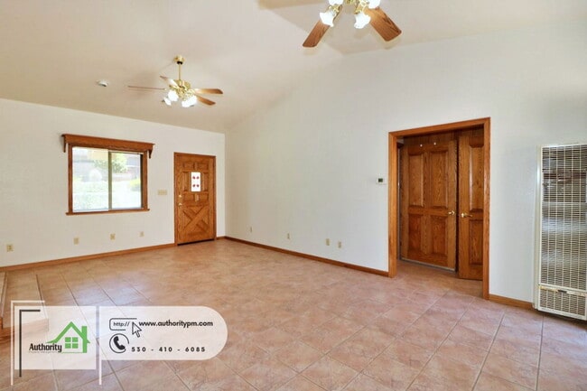 Building Photo - 4465 Red Bluff St