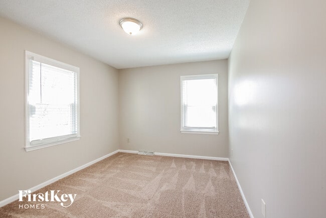 Building Photo - 11731 Charnwood Ct