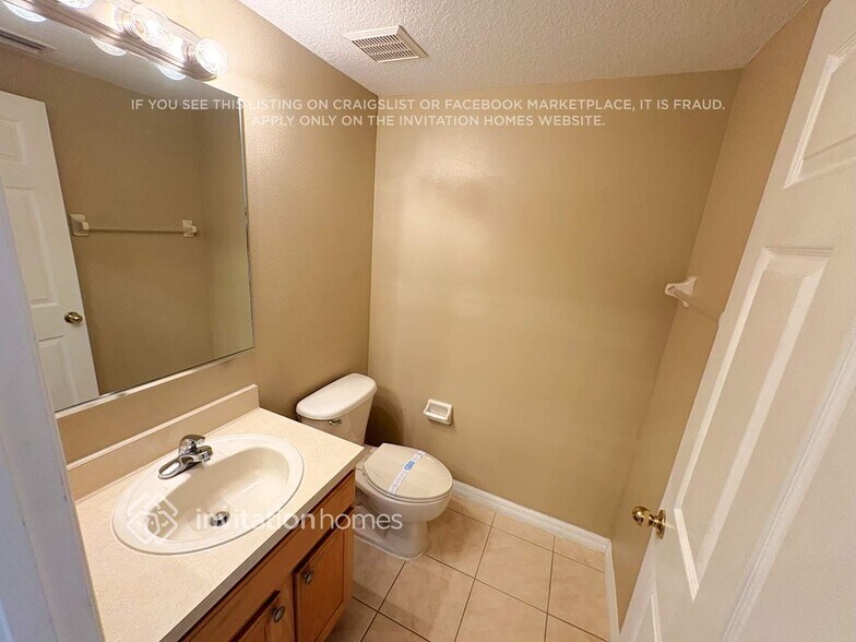 Building Photo - 6448 Orchard Oriole Ln
