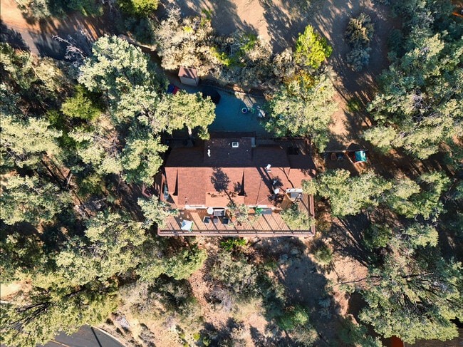 Building Photo - 16717 Quail Pl