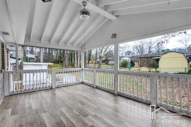 Building Photo - 3925 Chicamauga Dr