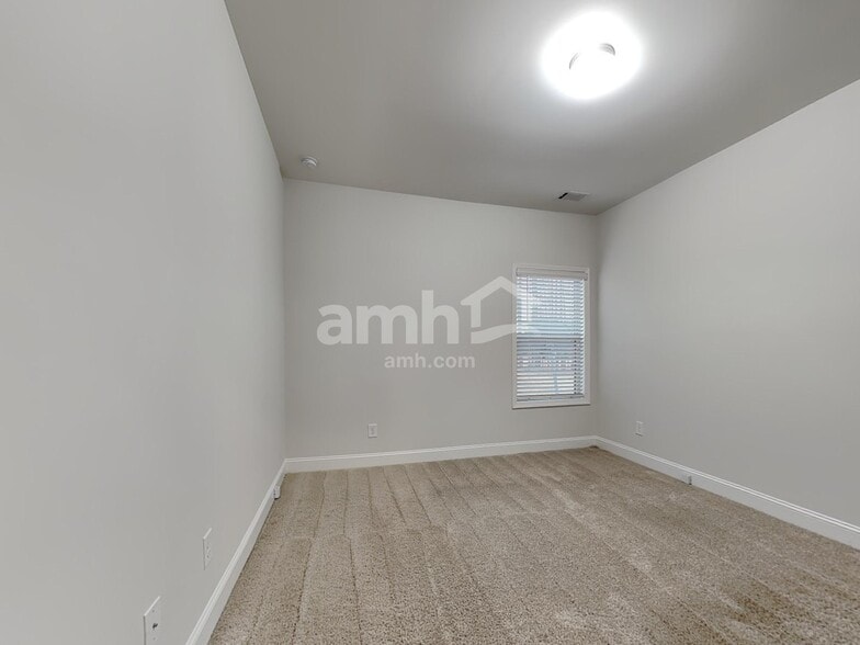 Building Photo - 1279 Victoria Walk Ln