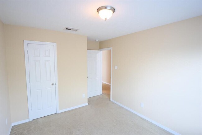 Building Photo - 27131 Danbridge Gulch Ln