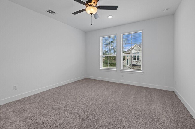 Building Photo - 1312 Shaded Rock Dr