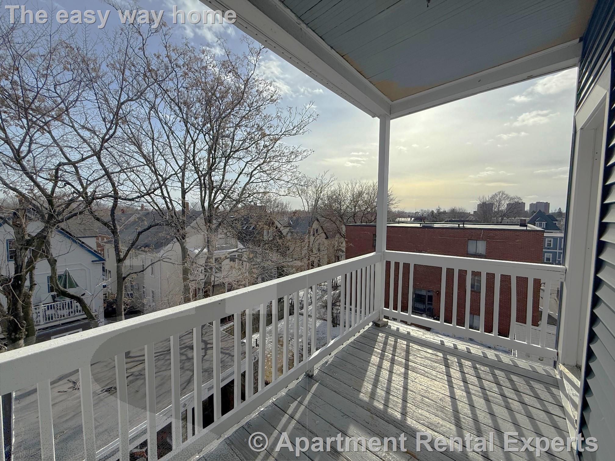 Building Photo - 74 Newbury St