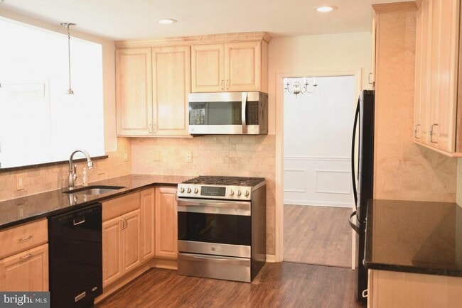 Building Photo - 4036 Trapp Rd