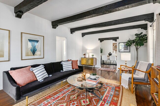 Building Photo - 3188 Atwater Ave