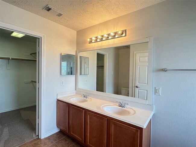 Building Photo - 11531 Jacinth Ct