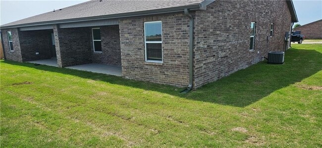 Building Photo - 502 NW 69th Ave