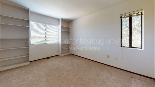 Building Photo - 15460 Weather Rock Way