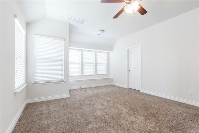Building Photo - 2104 Pindos Pony Way