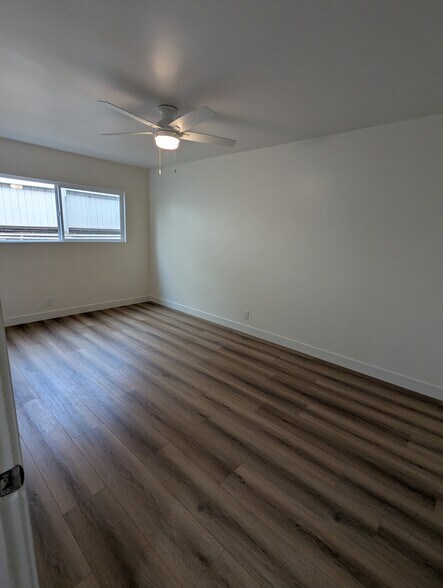 Building Photo - 613 Illinois Ct