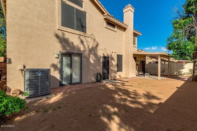 Building Photo - Location! Location! Beautiful 4 Bedroom/ 3 Bath Home! Ray/Kyrene