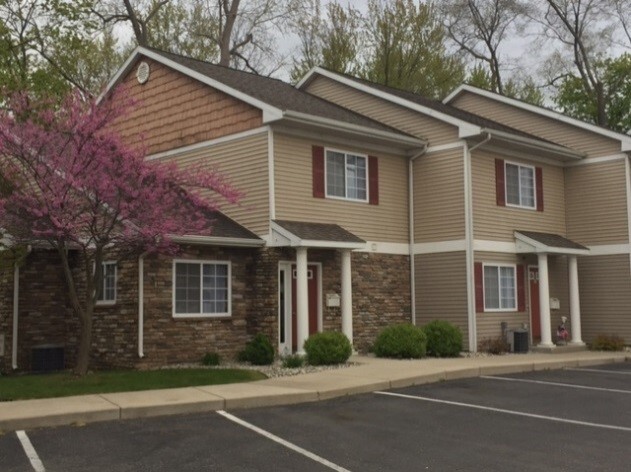 Primary Photo - Rivers Bluff Townhomes Senior Community