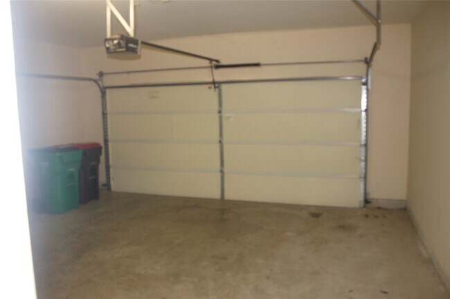 Building Photo - 26350 Riley Glen Dr
