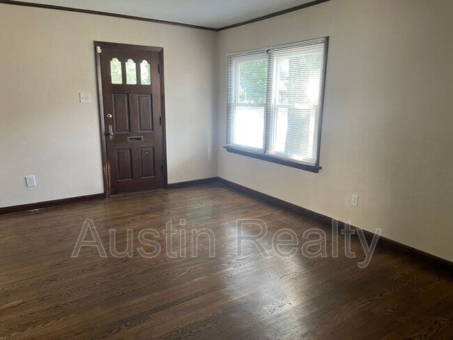Building Photo - 3605 St Gregory Ln