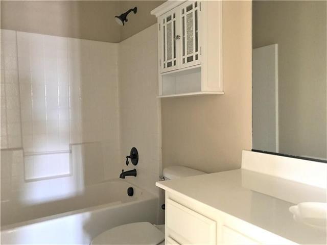 Building Photo - 9137 Odeum Dr