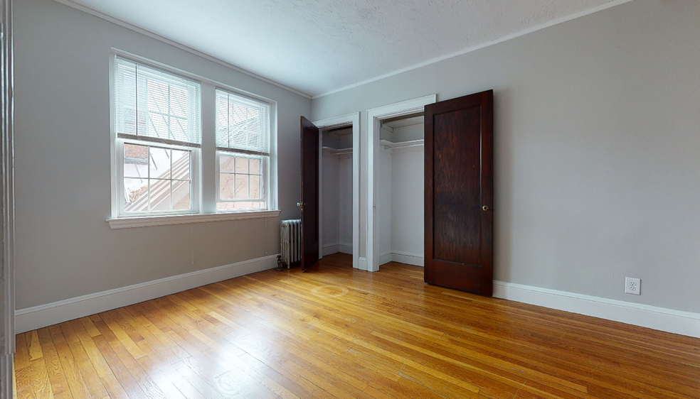 Apt 29 - 113 College Ave