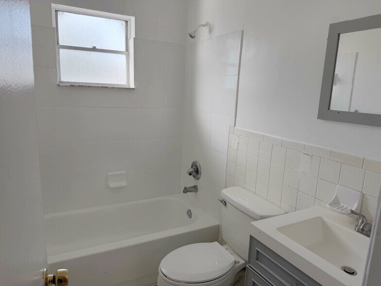 Building Photo - 6151 Eaton St