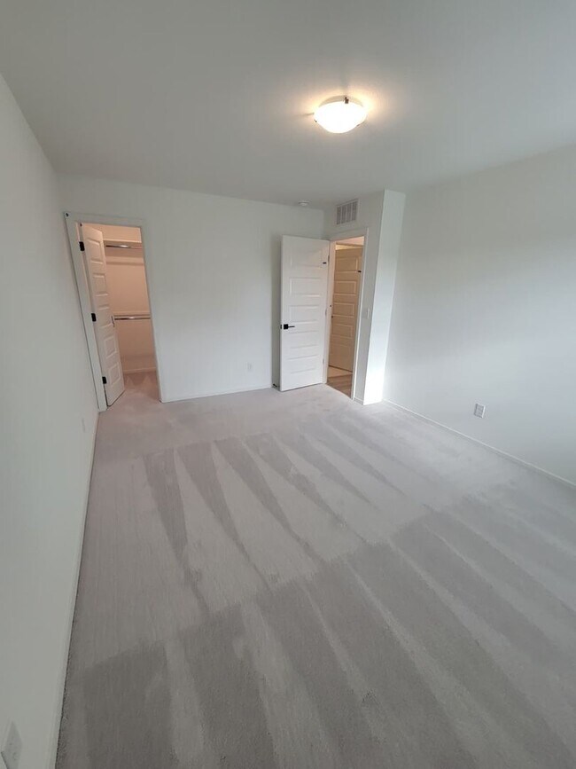 Building Photo - Stunning New Construction Simmons Home - 5 Bed 3 Bath - Pond View!