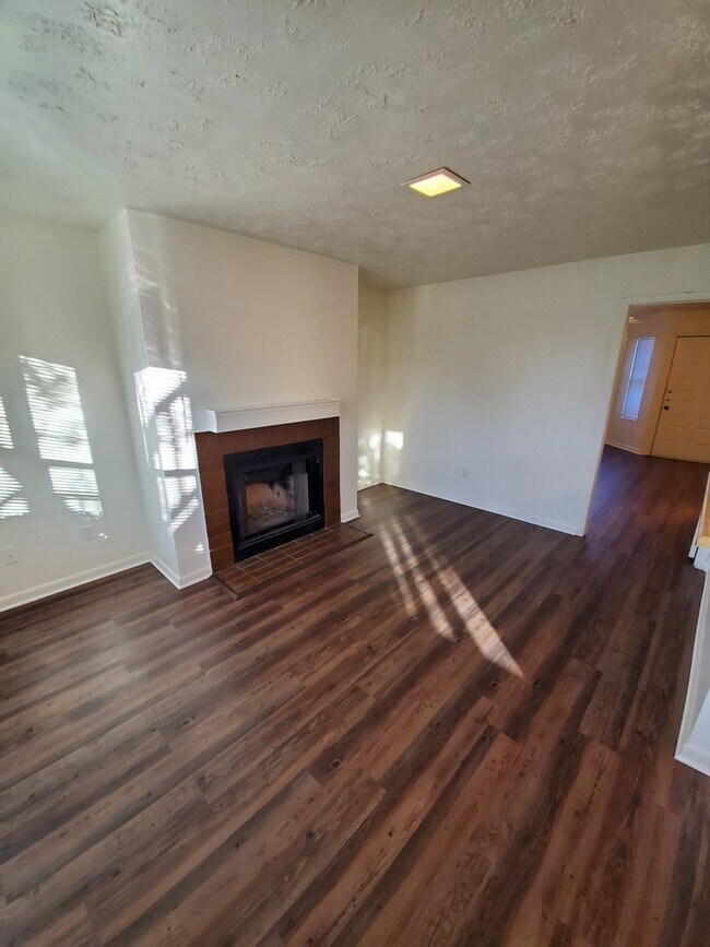 Bryan (Very Near to Northgate) SUBLEASE 1 Bedroom / 1 Bath Condo near TAMU! - Bryan (Very Near to Northgate) SUBLEASE 1 Bedroom / 1 Bath  Condo near TAMU!