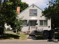 Building Photo - 614 Ash St