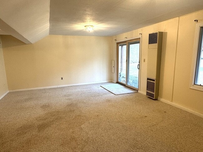 Building Photo - 49 Brickett Hill Cir