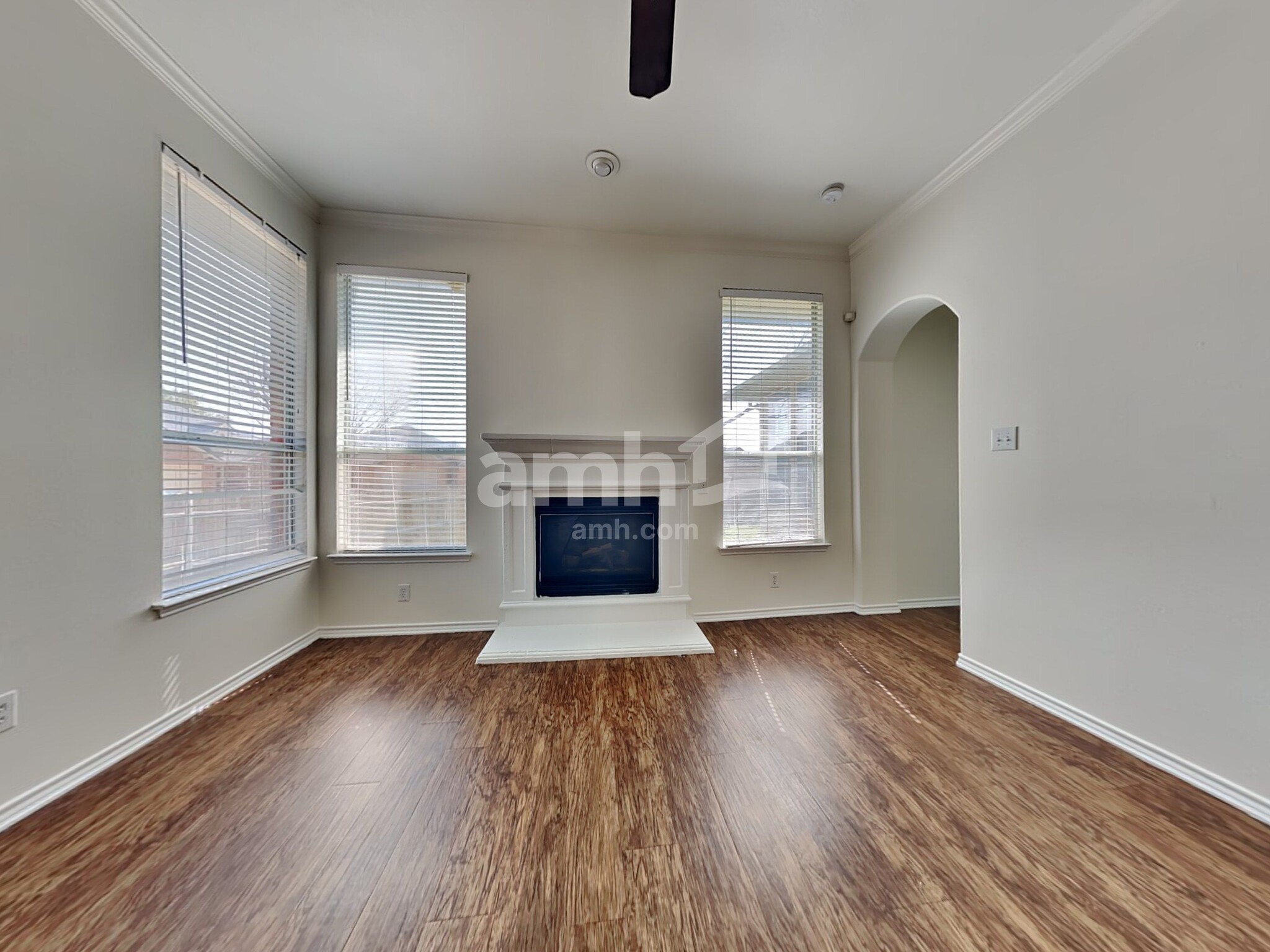 Building Photo - 8601 Lariat Cir
