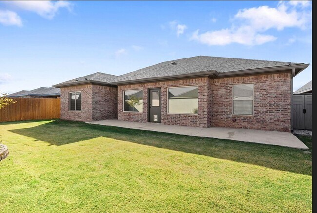 Building Photo - Pre Leasing Now for a Great 3/2/2 in Cooper ISD
