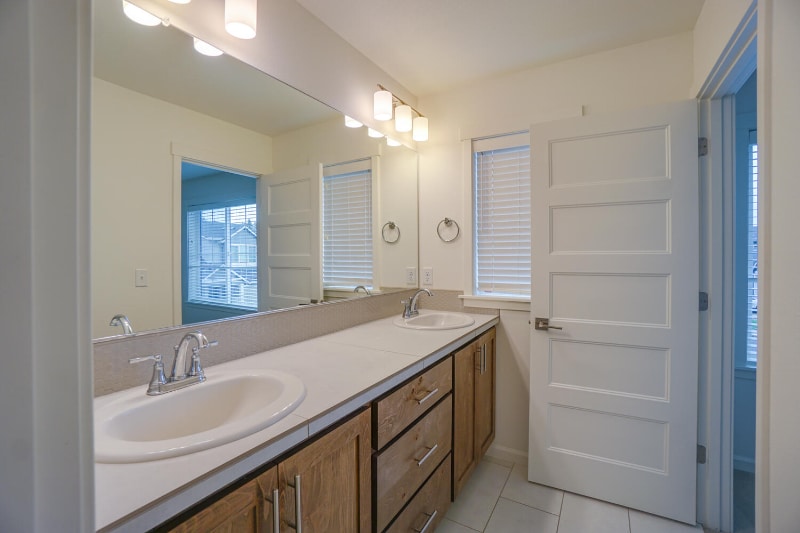 Building Photo - 9611 NE 169th Ave