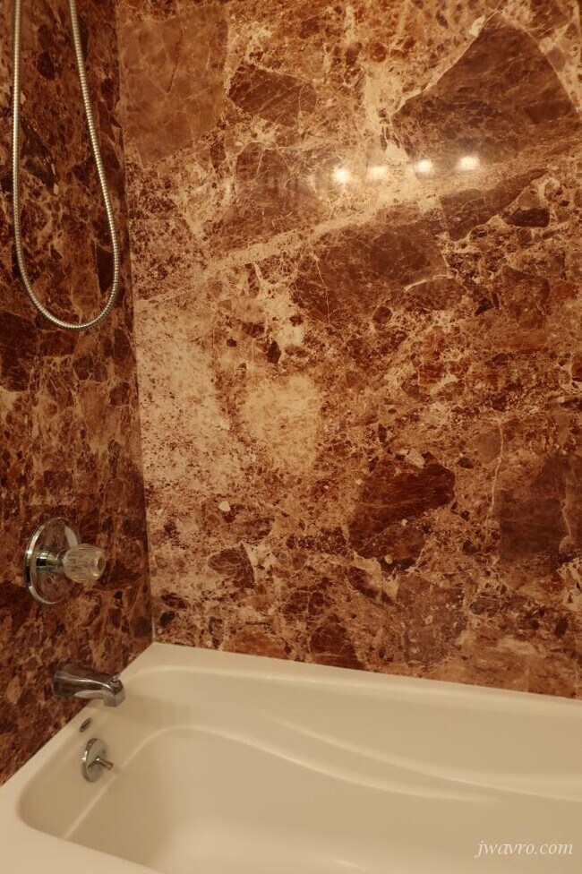 Building Photo - 445 Hoffman Ave