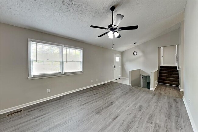 Building Photo - 107 Hartley Woods Dr