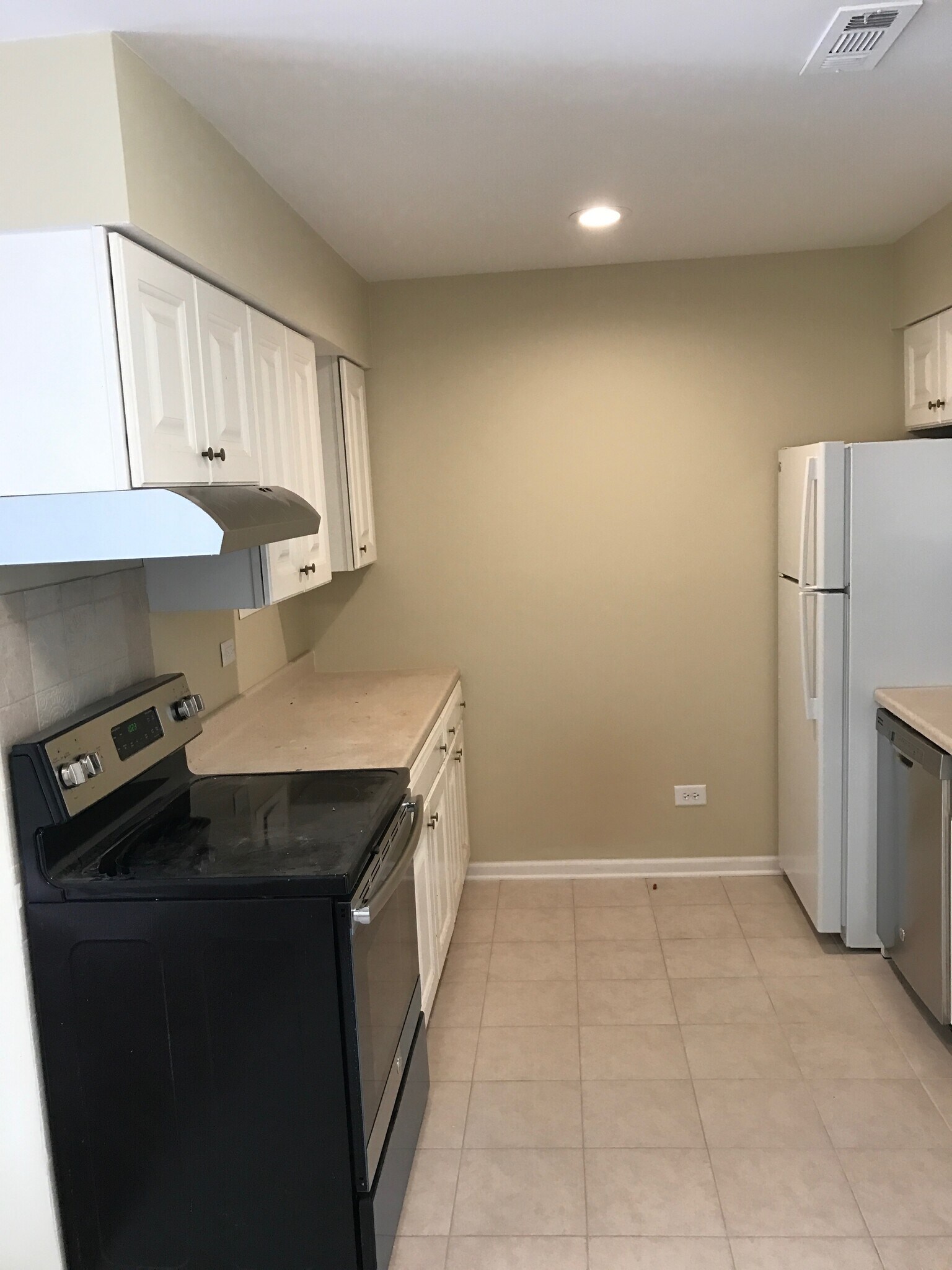 Building Photo - 1417 E Wyndham Cir