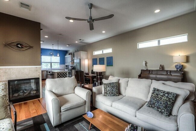 Building Photo - 4312 Floyd St