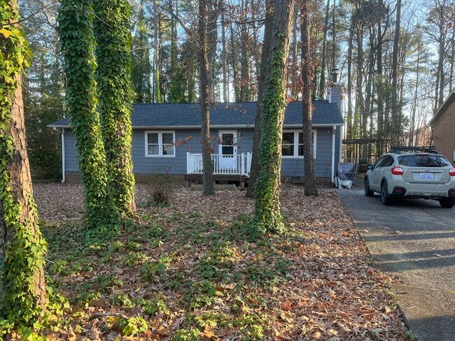 Building Photo - 2119 Strebor St