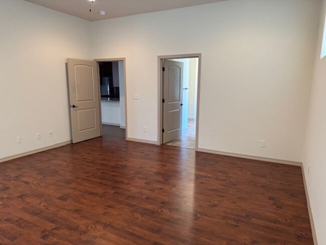Building Photo - Gorgeous 3-bedrooms, 2-baths home located in Willow Hills! "In Prescott"