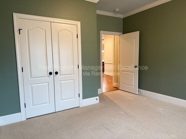 Building Photo - 4008 Enfield Ridge Dr