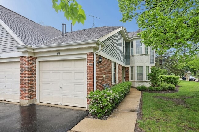 Building Photo - 1242 S Wellington Ct