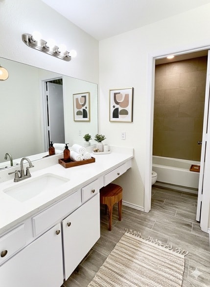 Building Photo - 1508 Grantbrook Ln