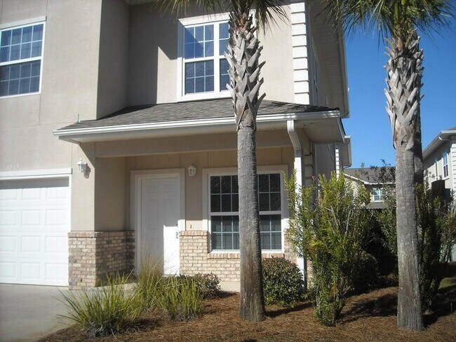 Primary Photo - 1545 Bentley Cir