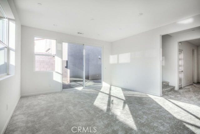 Building Photo - 15812 Caterpillar Dr